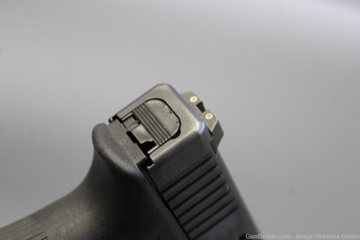 Glock 22 Gen 3 .40 S&W Item P-527-img-4