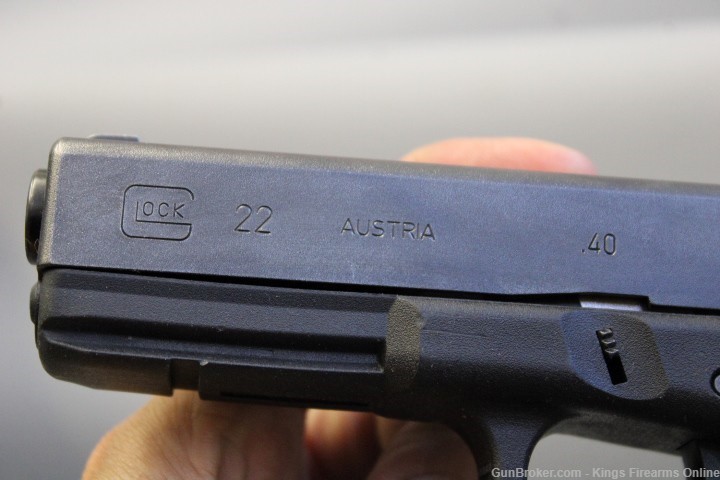 Glock 22 Gen 3 .40 S&W Item P-527-img-12