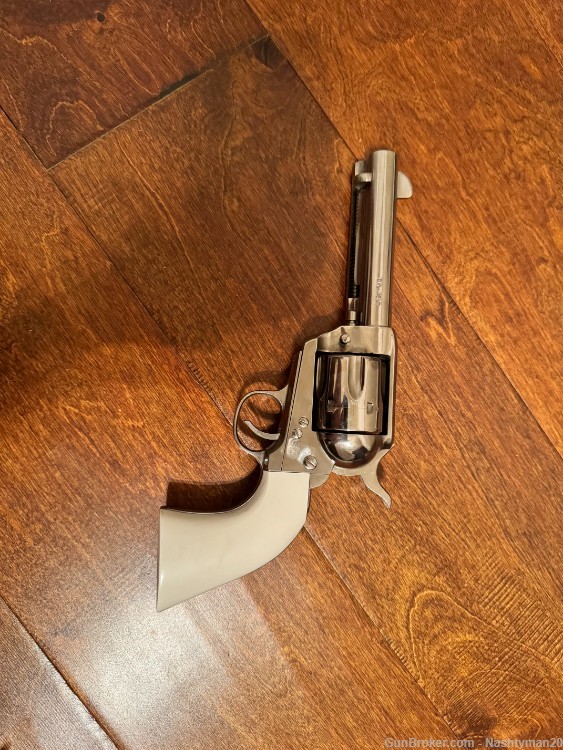 1873 Single Action Revlover-img-1