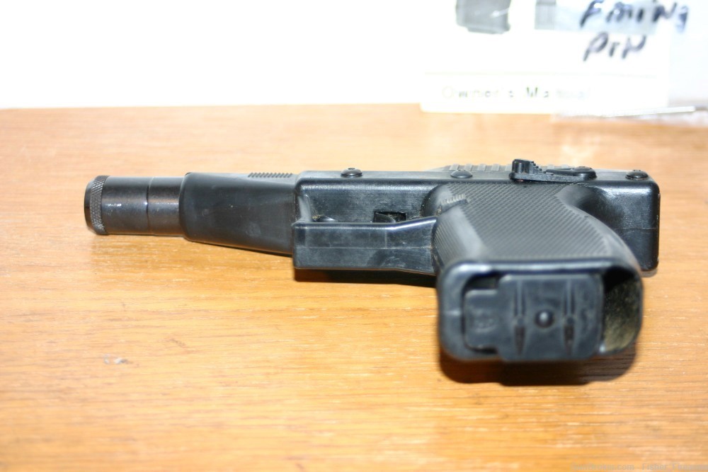 Grendel P-30 .22 Mag 5"  with Owner's manual and extra firing Pin-img-4