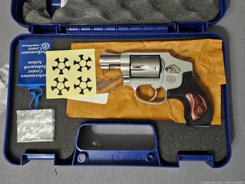 Smith & Wesson 642-1 Performance Center -img-0