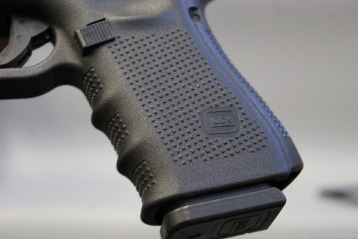 Glock 23 Gen 4 .40 S&W Item P-537-img-10