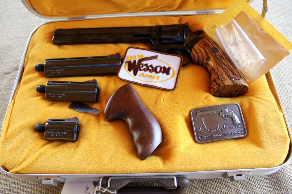 Dan Wesson 22LR Revolver with 4 Barrels, Extra Grips, Belt Buckle , Case -img-0