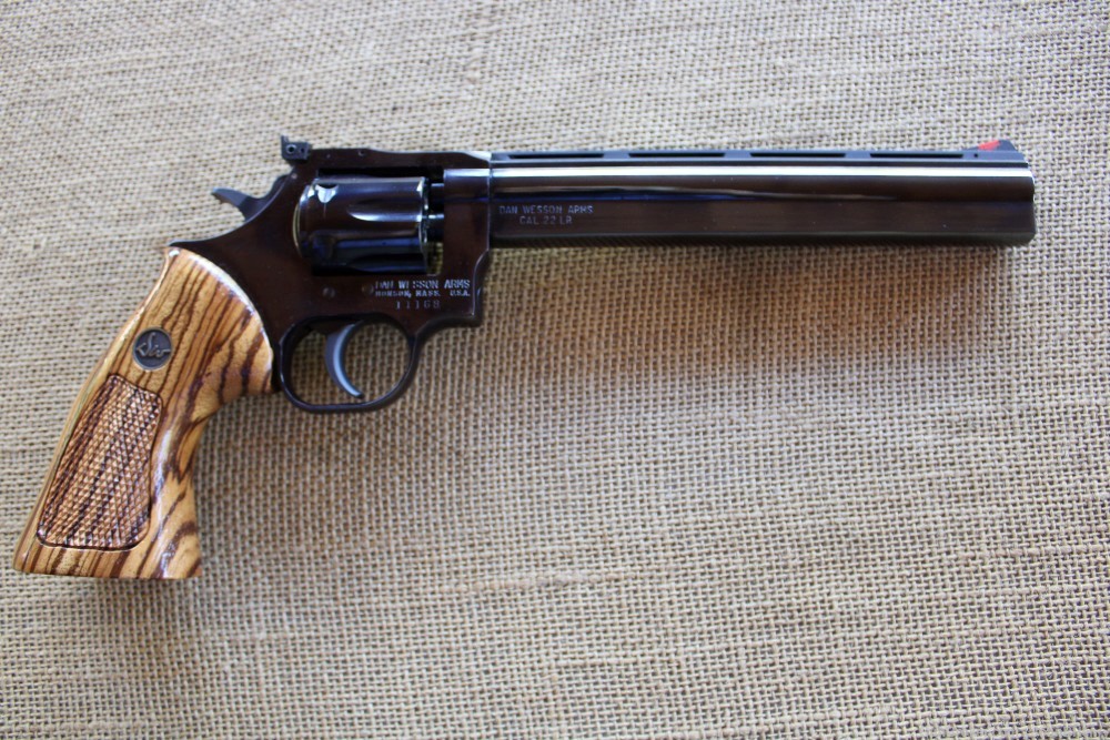 Dan Wesson 22LR Revolver with 4 Barrels, Extra Grips, Belt Buckle , Case -img-12