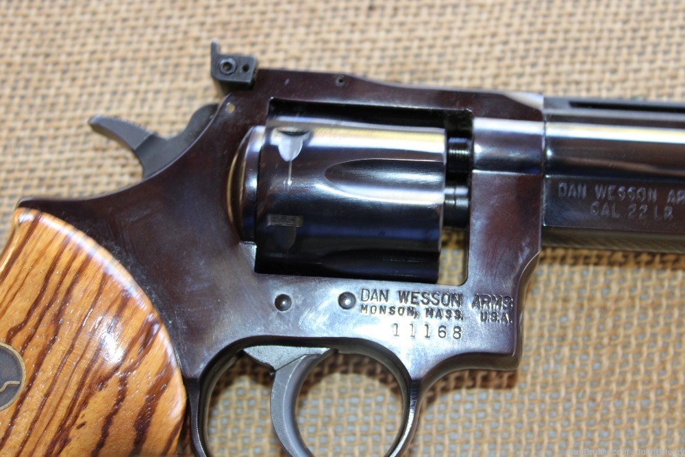 Dan Wesson 22LR Revolver with 4 Barrels, Extra Grips, Belt Buckle , Case -img-14