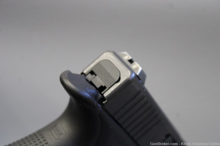 Glock 23 Gen 4 .40 S&W Item P-535-img-4