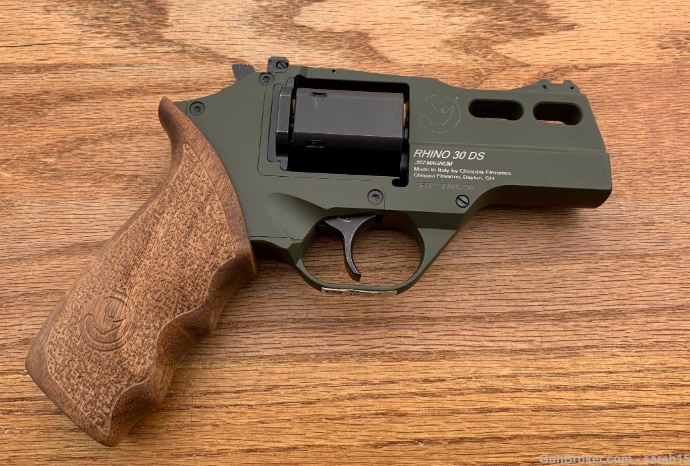 CHIAPPA RHINO 30 DS HUNTER FACTORY OD GREEN ORIG BOX & PAPERS .357 MAGNUM-img-10