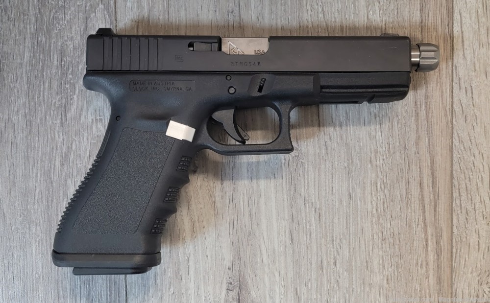 USED Glock G17 Gen3 with UNFIRED Rival Arms Barrel 9mm-img-2