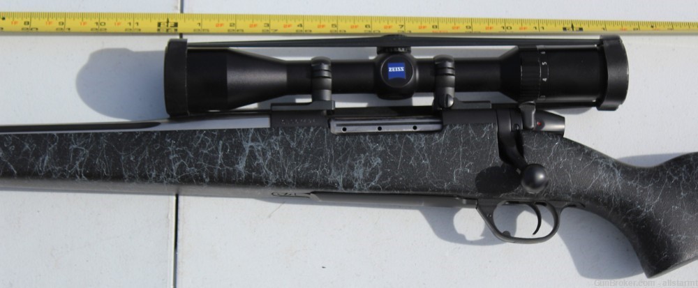 Weatherby Mark V Accumark Left Hand 300 Wby With Zeiss Conquest Scope-img-2