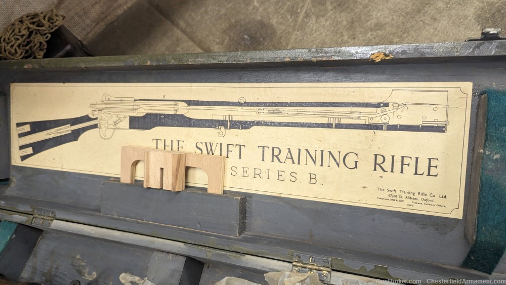 UK/Enfield Swift Training Rifle w/Transit chest-img-10