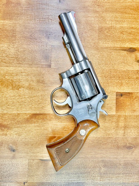 LOUISVILLE POLICE MODEL  67-1 SMITH & WESSON-img-6