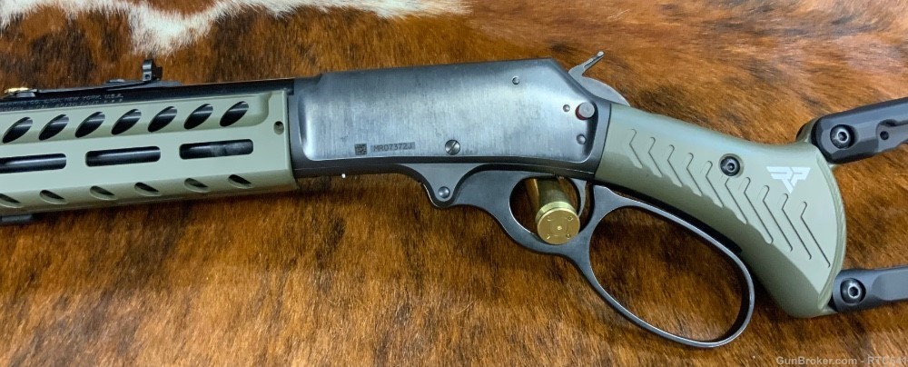 Marlin 1895GBL 45-70 GOVT. W/ 5 boxes of Hornady Lever Evolution -img-8
