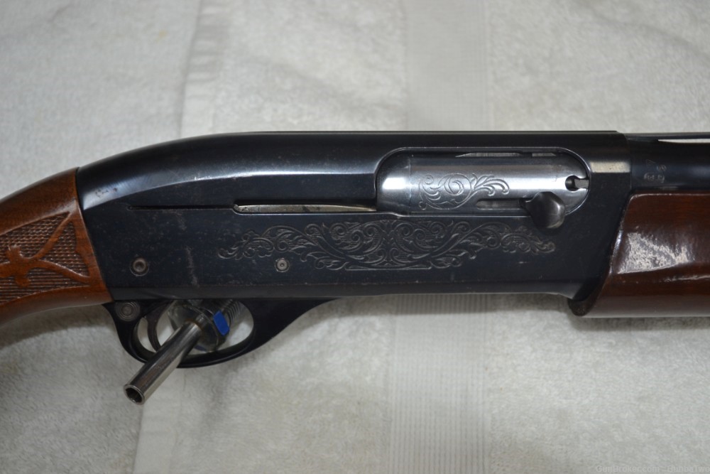 Remington 1100 12 gauge s/a shotgun 28" VR barrel-img-2