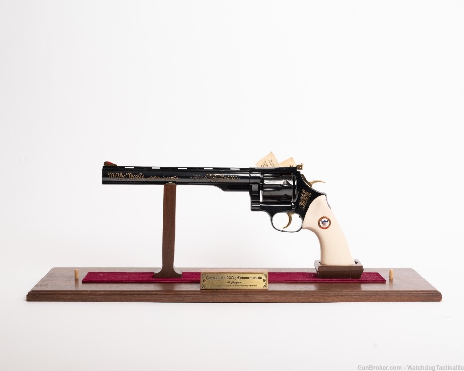 ''We the People'' Dan Wesson Commemorative Double Action Revolver 44 Magnum-img-0