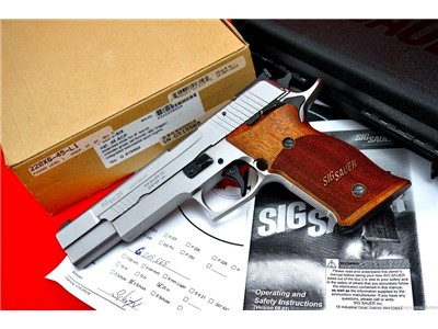 Rare Sig Sauer Mastershop P220 X6 Level 1 .45 Case & Target ANIB