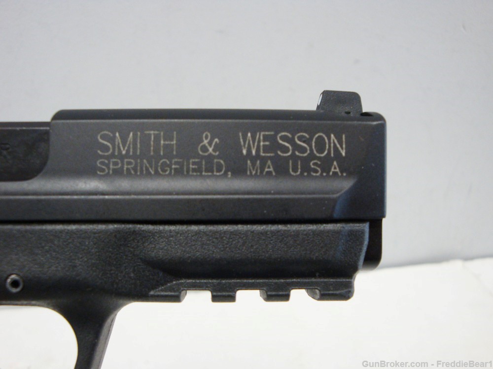 Smith & Wesson S&W M&P22 Compact Suppressor Ready Like New in Box .22LR -img-5