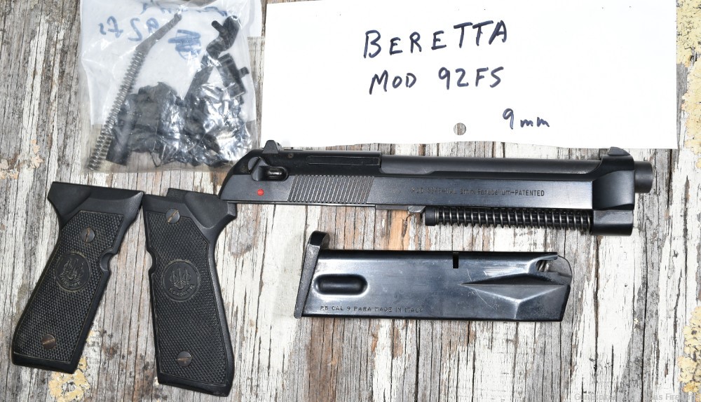 Beretta Model 92FS 9mm Luger Complete Slide, Barrel, Frame Parts & Mag-img-14