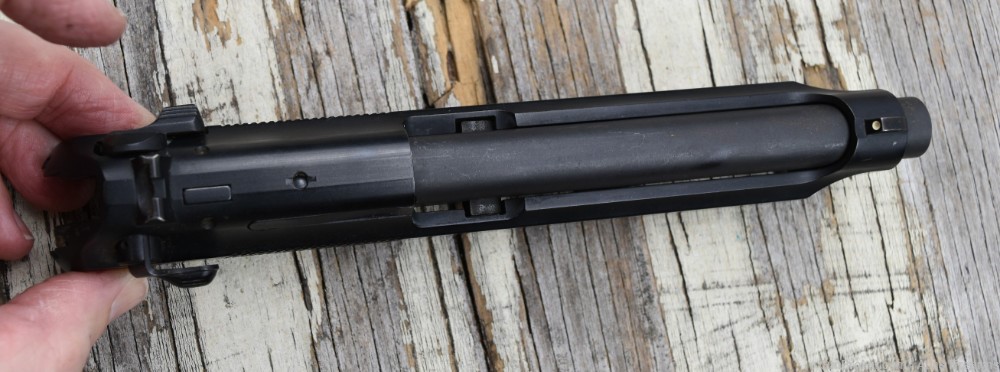 Beretta Model 92FS 9mm Luger Complete Slide, Barrel, Frame Parts & Mag-img-6