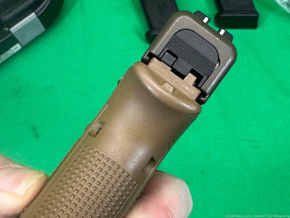 New in Box Glock 17 Gen 5 9mm FDE Frame OD slide 3-17rd mags G17-img-12