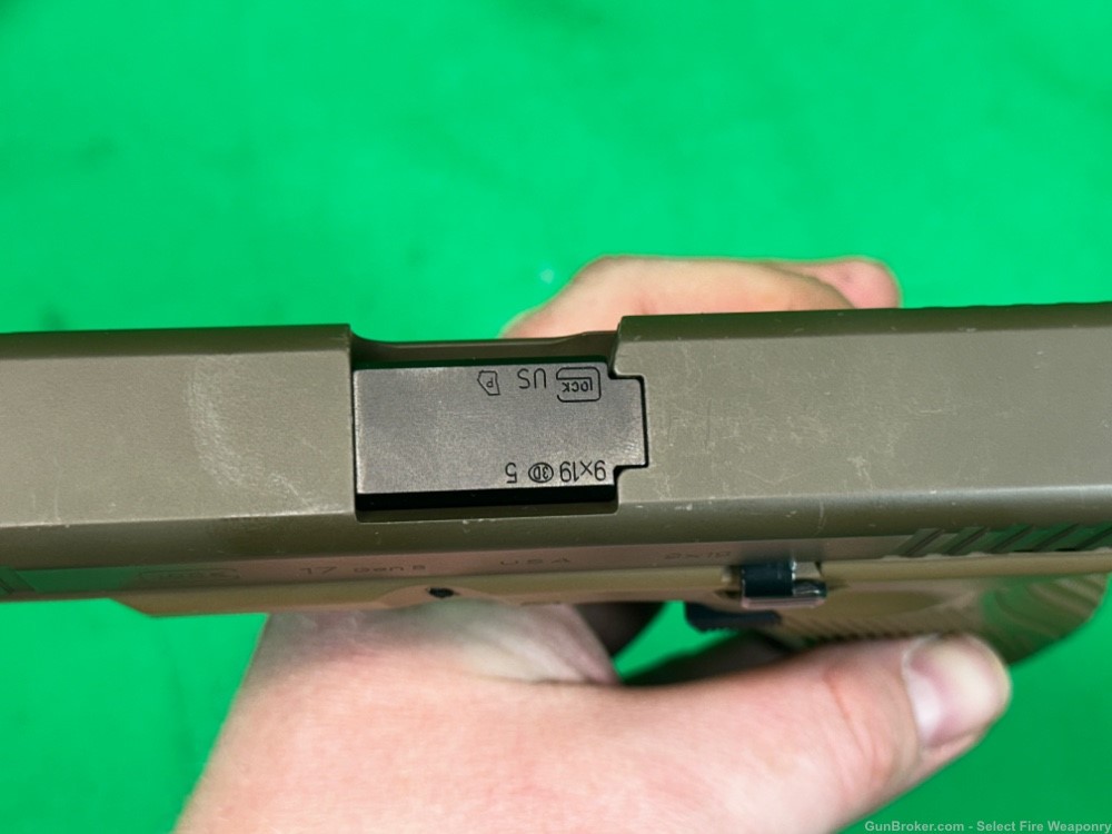 New in Box Glock 17 Gen 5 9mm FDE Frame OD slide 3-17rd mags G17-img-9