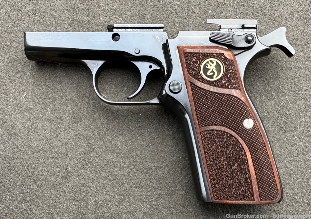 Browning Hi Power .40 S&W, Glossy Blue, Made 2002-img-32