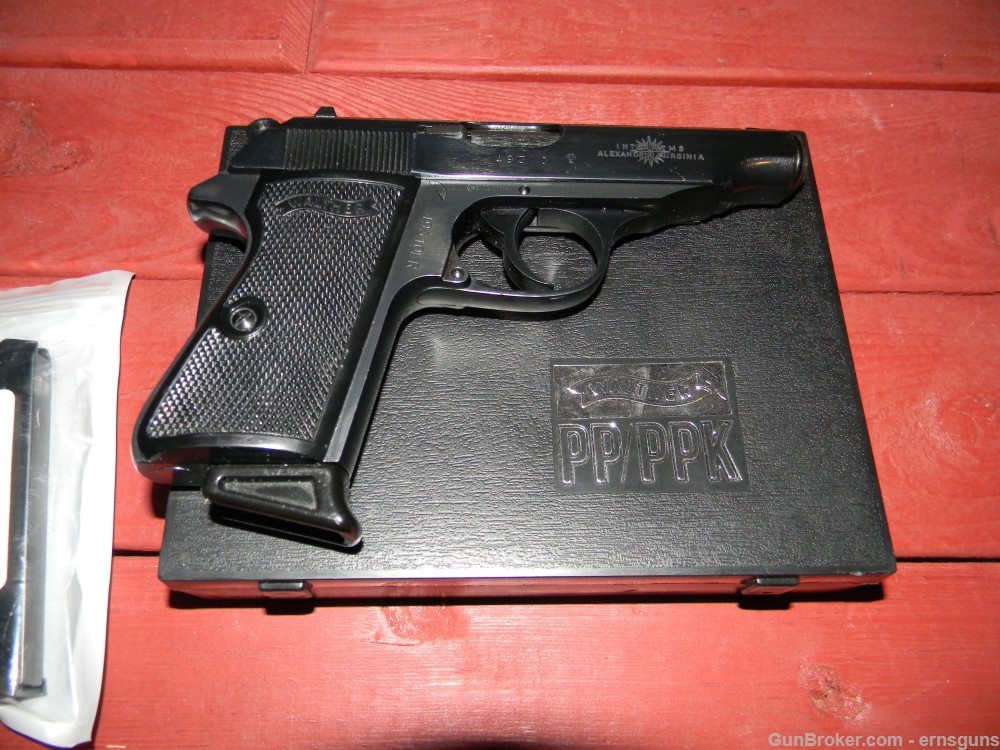 Walther PP .22LR in Factory Box! NICE! Extra Mags!-img-7