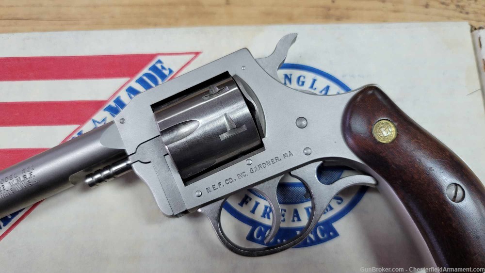 NEF New England Firearms Model R22 22WMRF 22Mag Revolver Stainless w/Box-img-3