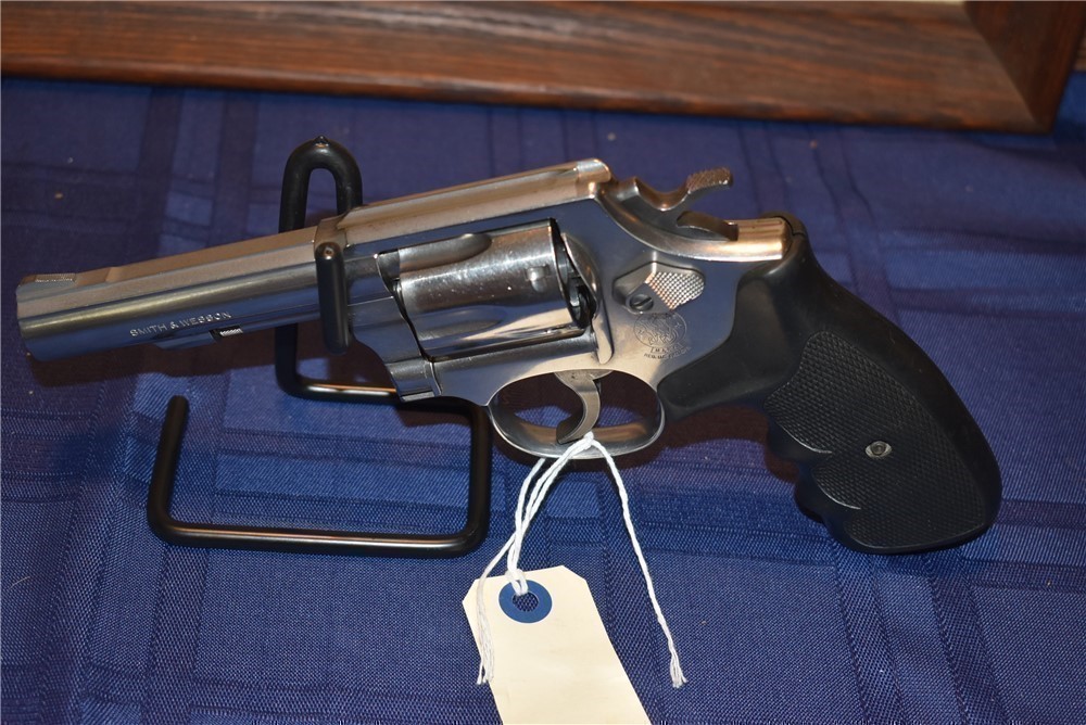 Smith & Wesson Model 64.38 Special Revolver Excellent Condition -img-2