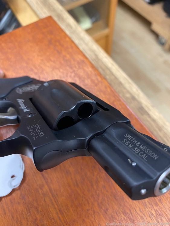 S&W 360 5 shot revolver . 2” .38 Marked M360J-img-3