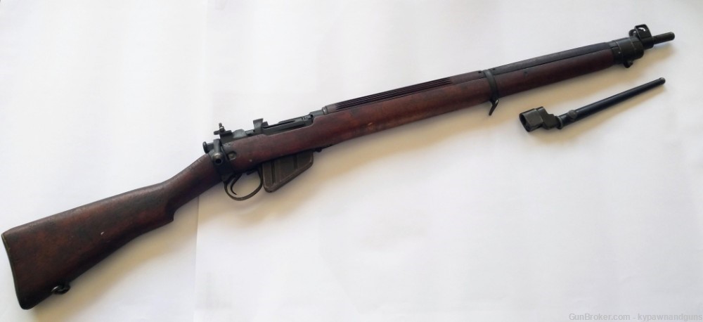 WWII British Lee Enfield No.4 Mk I .303 Rifle with Bayonet-img-0