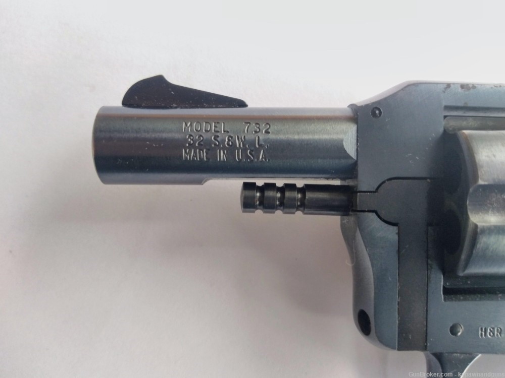 H&R 732 .32 S&W Long 6 Shot Revolver-img-2