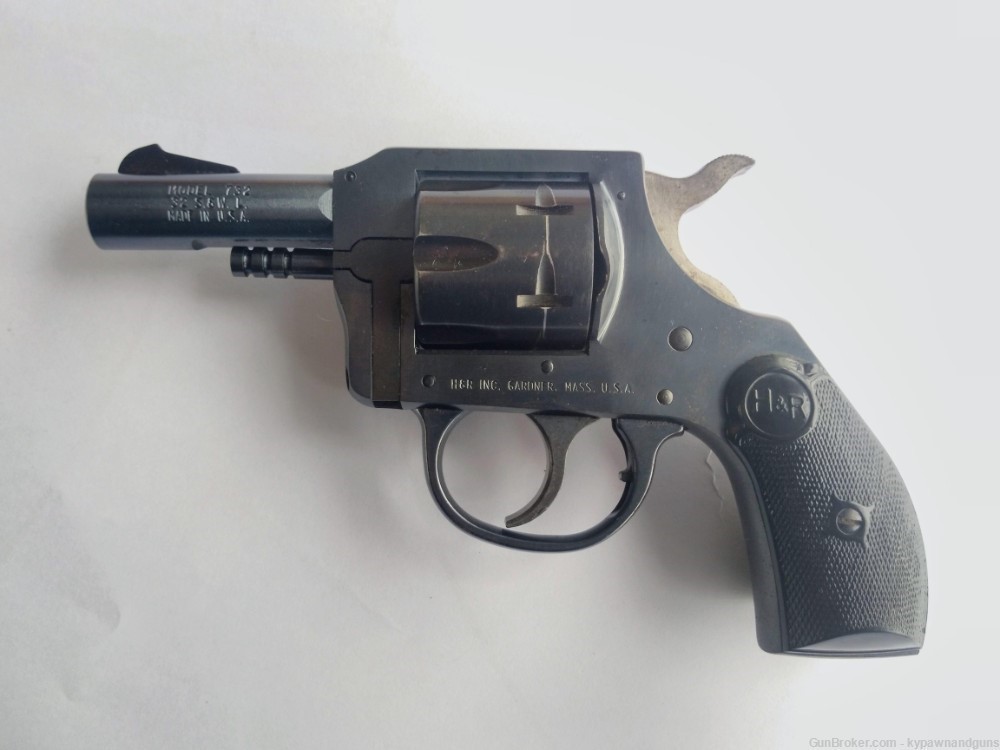 H&R 732 .32 S&W Long 6 Shot Revolver-img-0