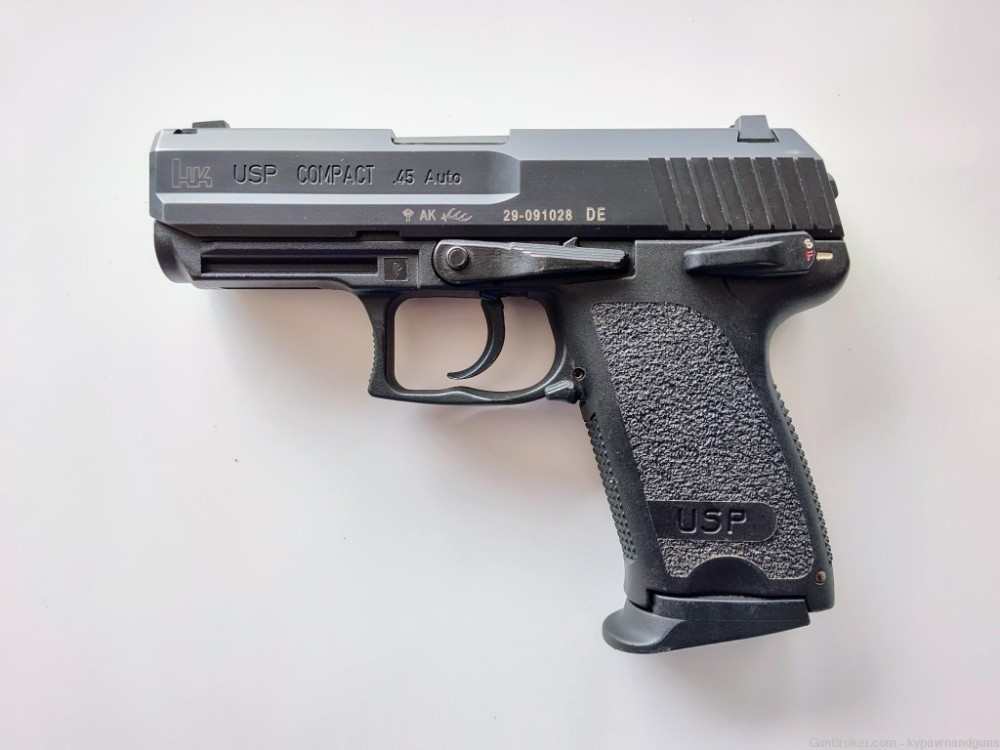 Heckler & Koch USP 45 Compact .45acp Pistol-img-0