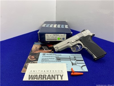 Smith Wesson 4046 .40 S&W Stainless 4" *OUTSTANDING 3rd GENERATION MODEL*