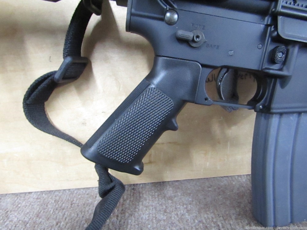 Colt M4A1 Carbine SOCOM 5.56 Semiauto Rifle 14.5" P&W-img-3