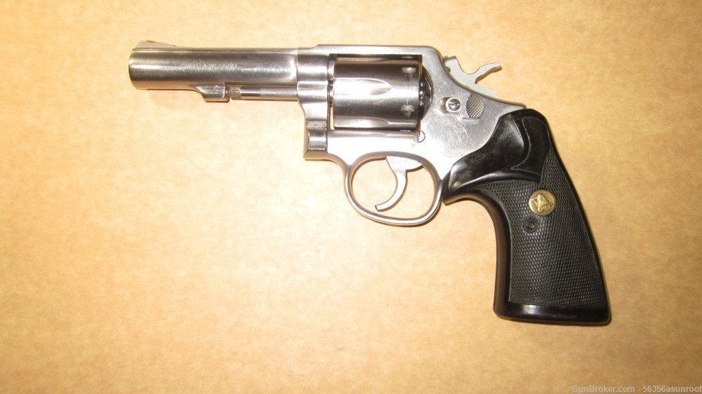 S&W MODEL 65-4  GREAT LOOKING REVOLVER - 88% --img-0