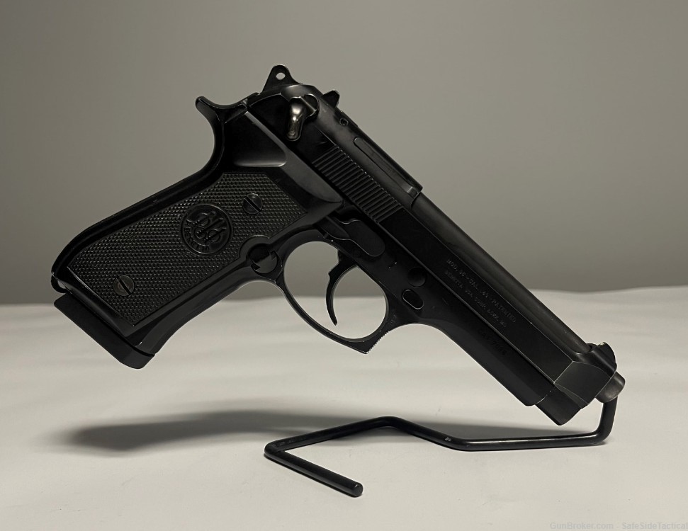CLASSIC! - Beretta 96 A1 - 40 S&W - 3 Mags!!-img-0