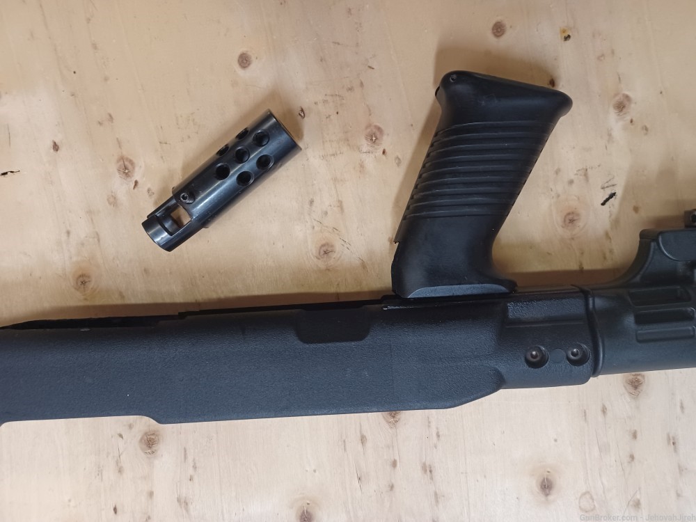 Tapco SKS pistol grip stock black synthetic -img-4