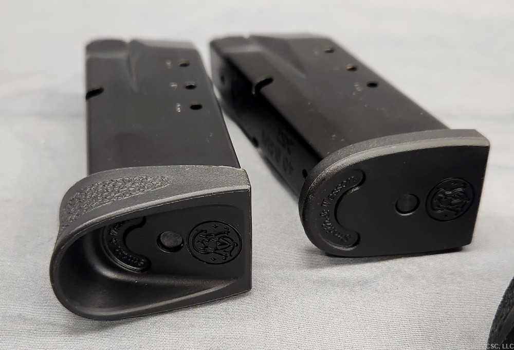Two Smith & Wesson M&P40c magazines 10rds each with backstraps-img-7