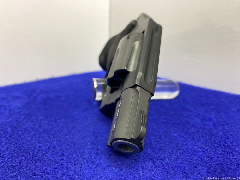Smith Wesson 432PD .32 H&R Mag Blk *LIGHTWEIGHT HIGH PERFORMANCE SIDEARM*-img-27