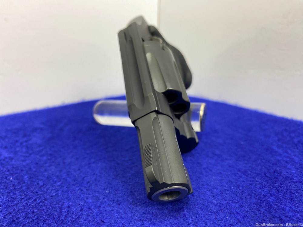 Smith Wesson 432PD .32 H&R Mag Blk *LIGHTWEIGHT HIGH PERFORMANCE SIDEARM*-img-14