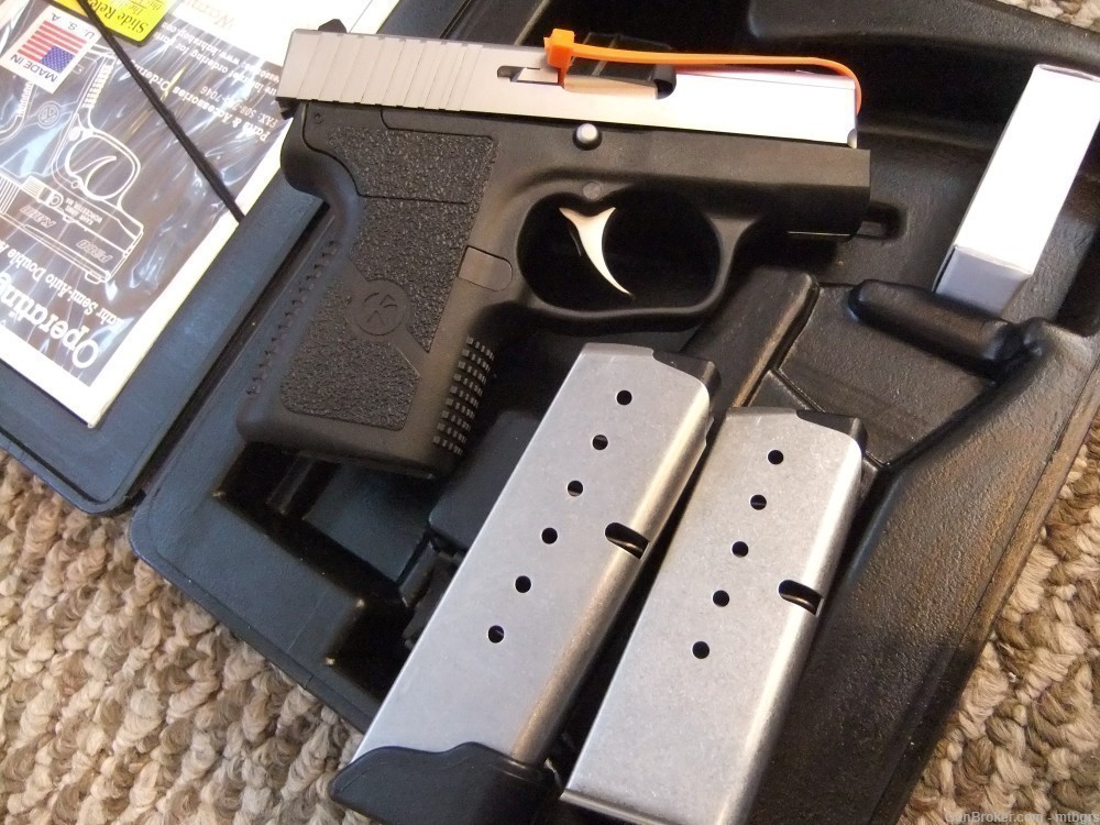  Kahr PM9 semi-automatic pistol 9mm. NEW 2 Mags & Paperwork California OK -img-2