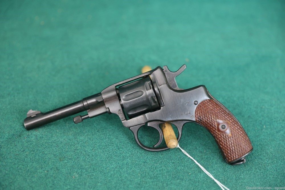 B3330 Nagant 1895 revolver 7.62X38R holster lanyard -img-1