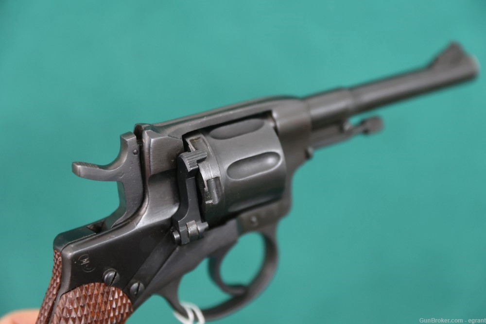 B3330 Nagant 1895 revolver 7.62X38R holster lanyard -img-5