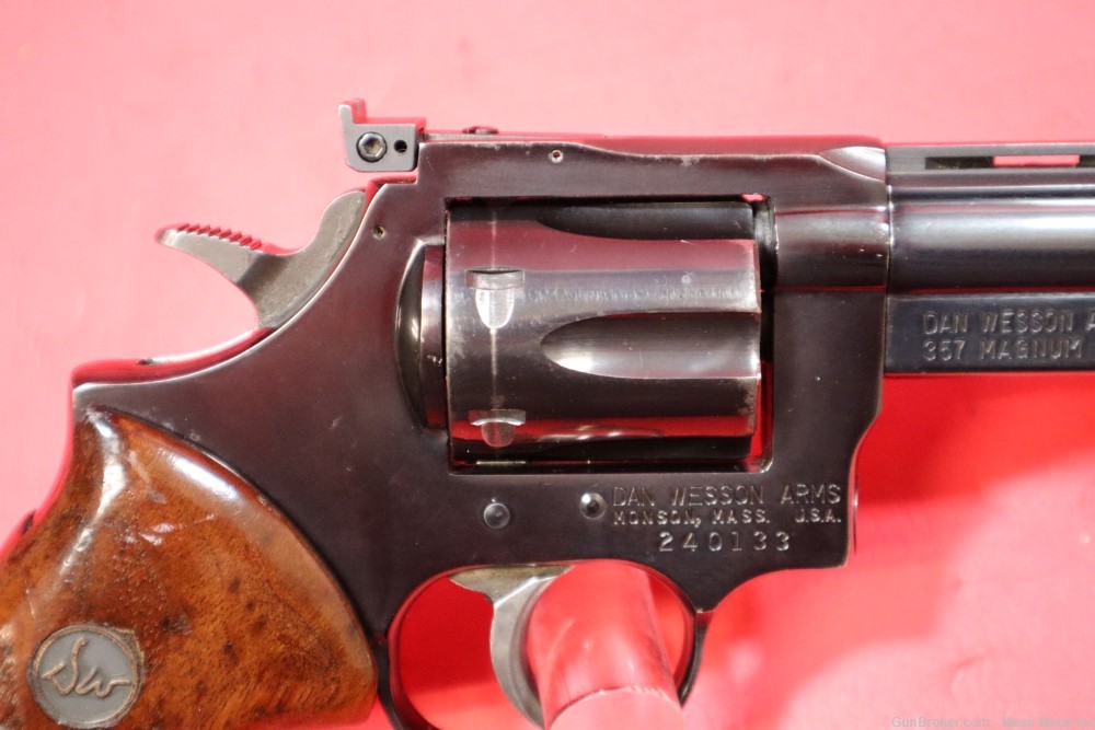 Dan Wesson 357mag 15-2 8" 357 Magnum PENNY START No Reserve-img-17