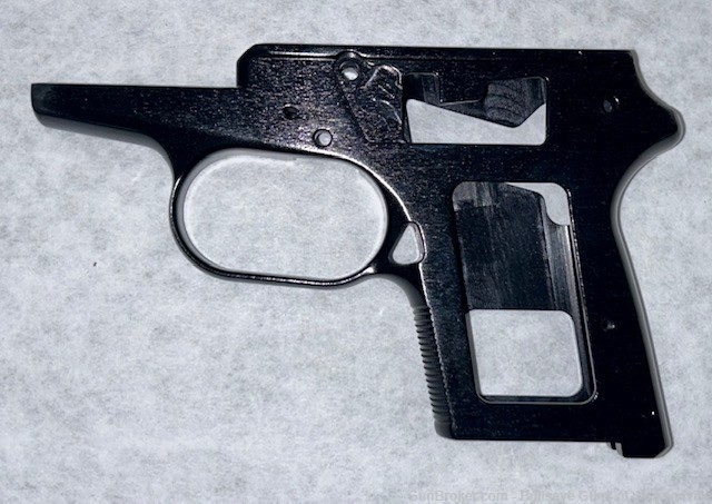 Remington RM380 Stripped Frame Black Glossy Finish-img-1