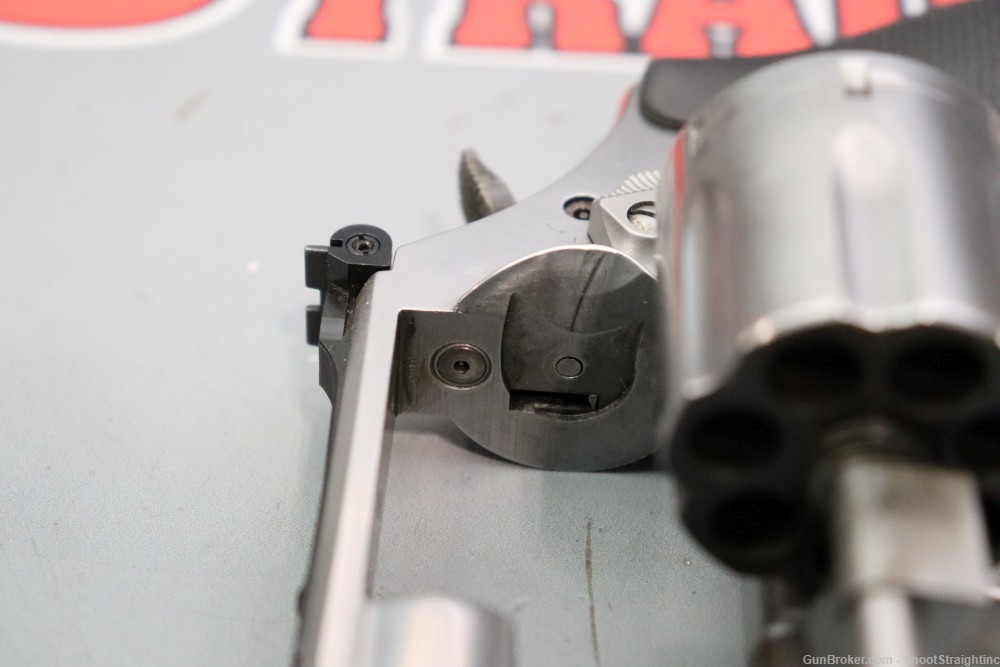 Smith & Wesson Model 686-6 (7-Shot) .357 Mag 4" w/Box -img-22