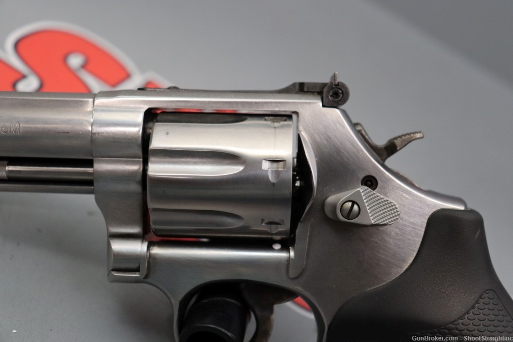 Smith & Wesson Model 686-6 (7-Shot) .357 Mag 4" w/Box -img-5