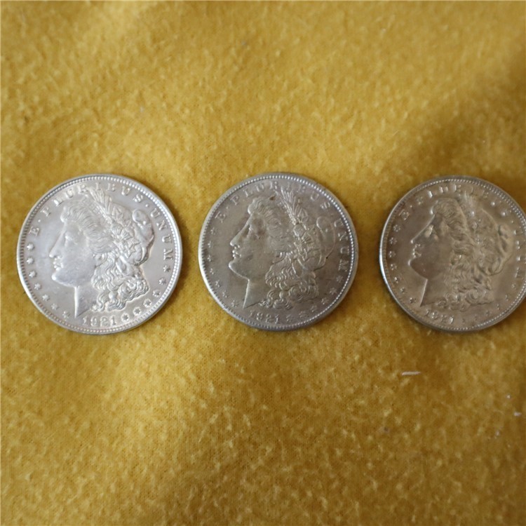 Morgan Silver Dollars 3 X 1921 Last Year all Gem Quality.-img-0