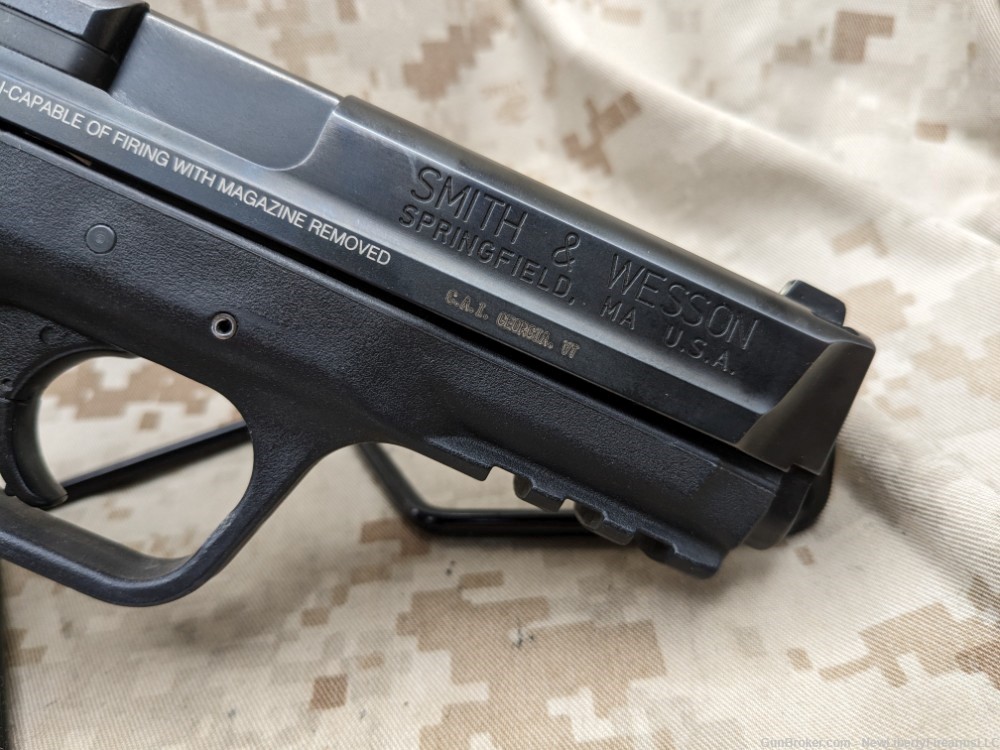 Smith & Wesson M&P .40S&W, S&W M&P40 Pistol, USED 1-15rd Mag Import Marked-img-4
